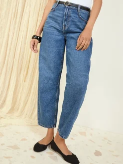 - Ballerina's met gedraaide details en ronde neus*Friends Like These Hot