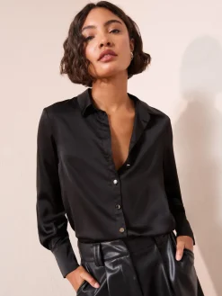 - satijnen overhemd met knopen*Friends Like These New