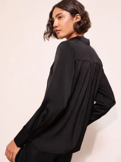 - satijnen overhemd met knopen*Friends Like These New