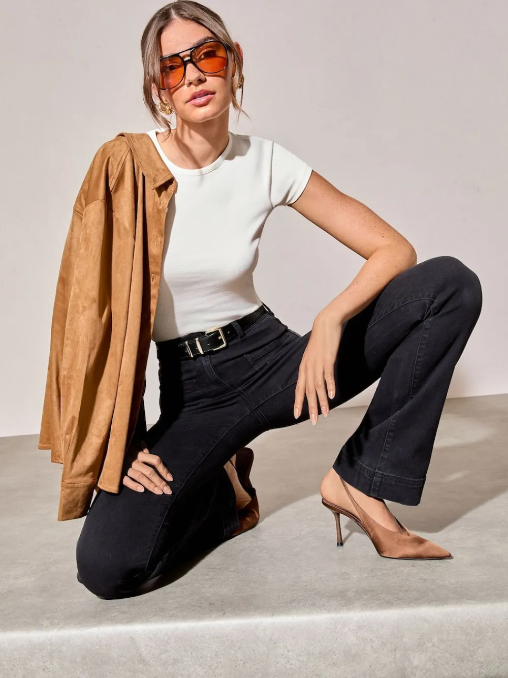 Zwart - jeans met zakken, hoge taille en uitlopende pijpen*Friends Like These Outlet