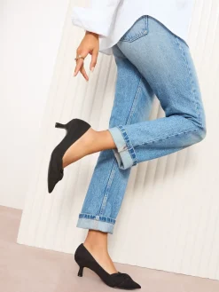 Zwart - pumps met gedraaide details, Naaldhak en Imitatiesuède*Friends Like These New