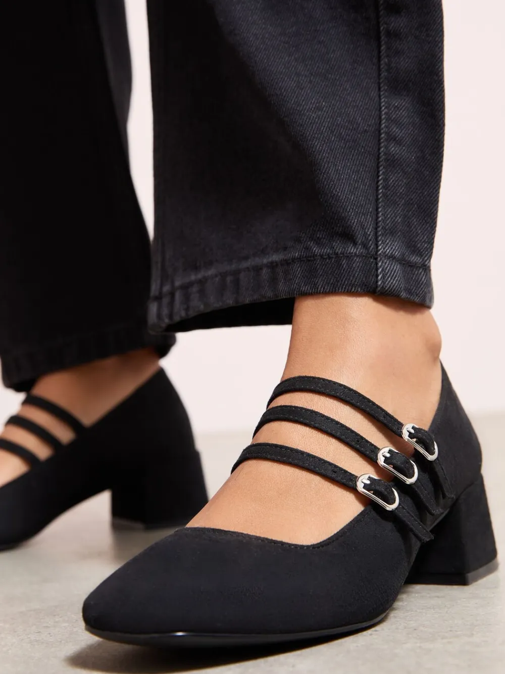 Zwart - Triple Strap Low Block Heel Smart Mary Jane Court Shoes*Friends Like These Best