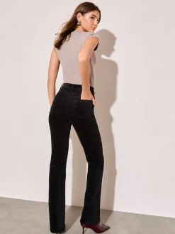 - bootcut corduroy broek*Friends Like These Hot