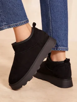 - Cosy Faux Fur Lined Ankle Suede Boots*Friends Like These Clearance