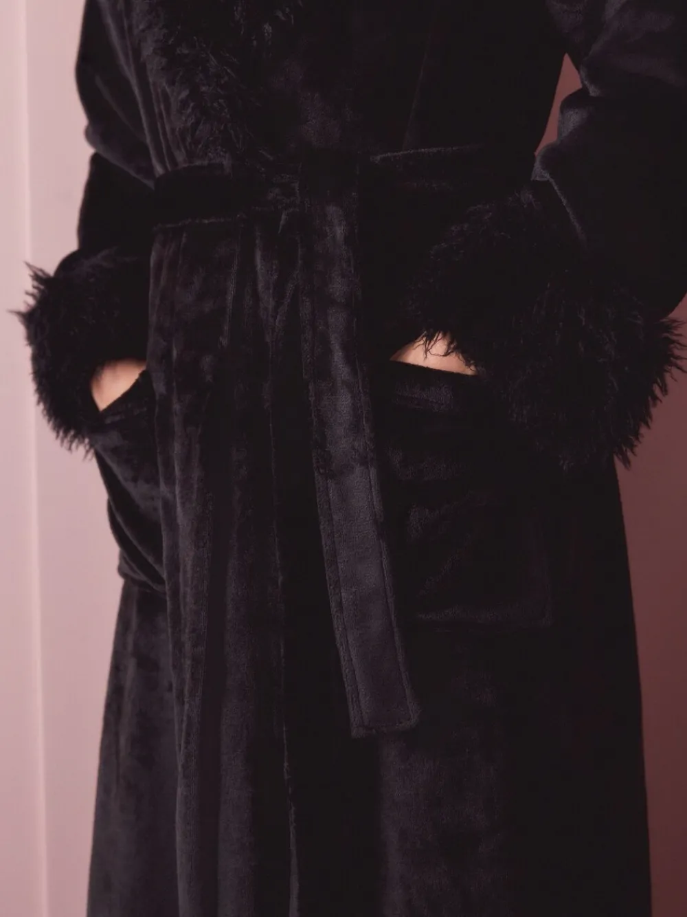 Zwart - Fur Trim Robe*Next Sale