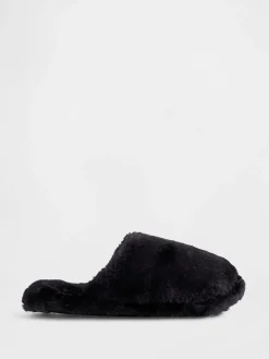 - Faux Fur Slippers*Gap Hot