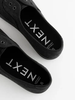 - Geborduurde veterloze canvas instapsneakers*Next Outlet