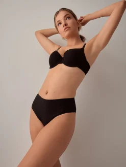 - Geen zichtbare onderbroeklijn comfortabele slips verpakking van 3*Next Sale