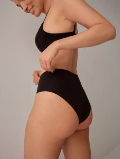 - Geen zichtbare onderbroeklijn comfortabele slips verpakking van 3*Next Sale