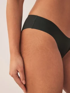 - Geen zichtbare onderbroeklijn comfortabele slips verpakking van 3*Next Outlet