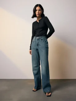 - Geribbelde Henley-bodysuit met lange mouwen*Next Online