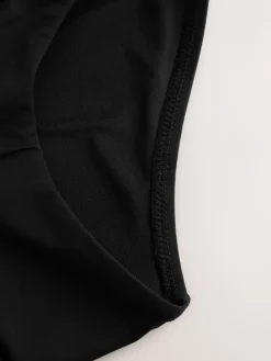 - Gerimpelde bikinislip met hoge taille*Next Clearance