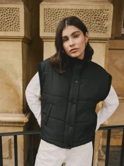 Zwart - Gewatteerd gilet*Next Discount