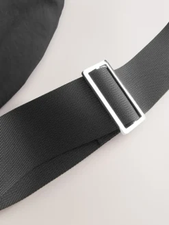 - Grote nylon schoudertas*Next Best