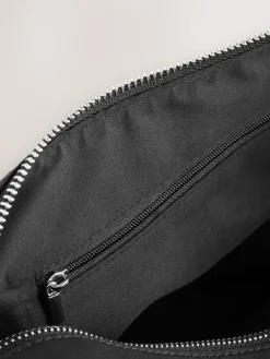 - Grote nylon schoudertas*Next Best