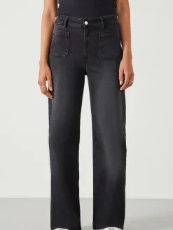 - Rowan jeans met uitlopende pijpen*Hush Clearance