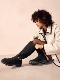 - Kniehoge Chelsea Boots met gesp*Next Clearance