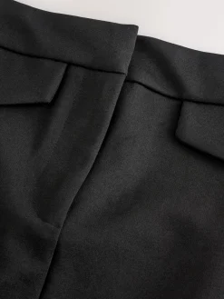 - Kokerrok van pontestof*Next