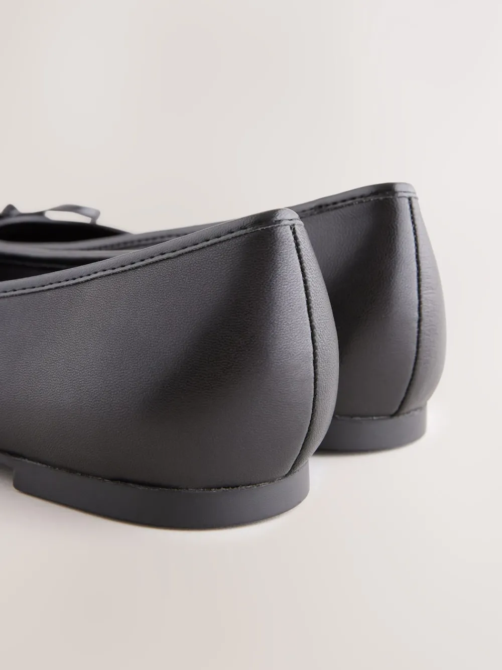 Zwart - Leren Ballerina's met ronde neus*Next Best