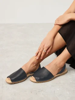 - Leren strandsandalen*Next Hot