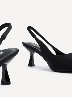 - Izzie slingback pumps met brede pasvorm en hoge hakken*Linzi Online