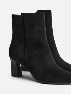 - Thorn Stacked Block Heel Ankle Boots*Linzi Outlet
