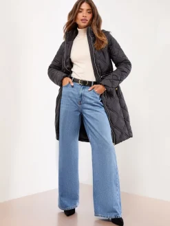 - Halflange Regenbestendige Gevoerde jas*Lipsy Sale