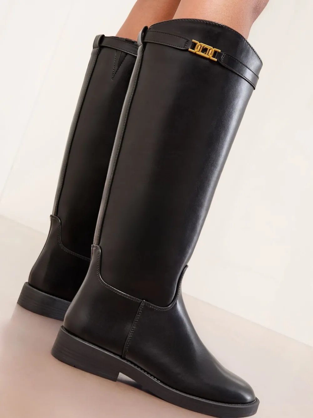Zwart - platte lange kniehoge rijlaarzen van imitatieleer*Lipsy Sale