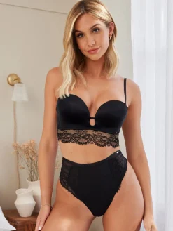 - vormgevend slipje met buikcorrectie*Lipsy Best