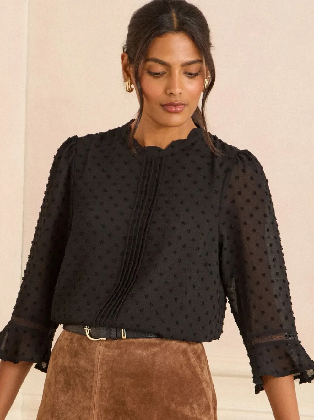 - 3/4 Flute Sleeve Dobby Blouse*Love & Roses Outlet