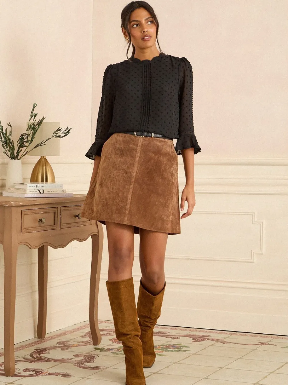 - 3/4 Flute Sleeve Dobby Blouse*Love & Roses Outlet