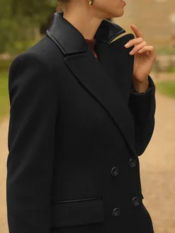 - lange jas met Double breasted van PU imitatieleer en kraag*Love & Roses Sale