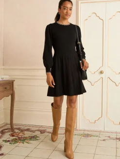 - Scallop Neck Knitted Dress*Love & Roses Clearance