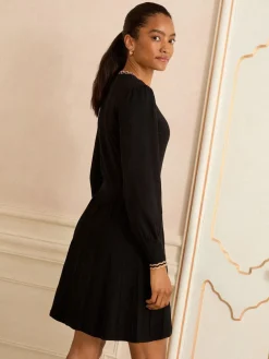 - Scallop Neck Knitted Dress*Love & Roses Clearance