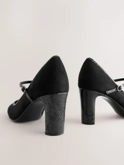 - Mary Jane-pumps met ronde neus en blokhak*Next Outlet