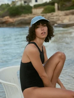 - Menstruatiebadpak met hoge hals*Next Clearance