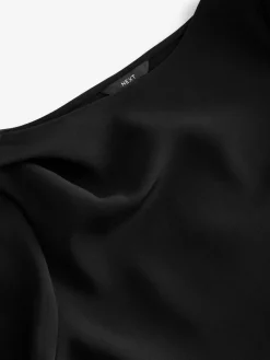 Zwart - Midi-jurk met korte mouwen en ruches*Next Clearance