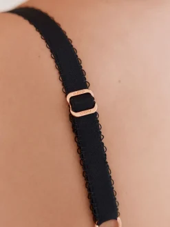 - Minimaliserende DD+ beha met volledige cups*Next Best