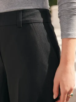 - Modieuze lange shorts*Next Discount