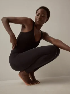 Zwart - Naadloze vormgevende legging met buikcorrectie*Next