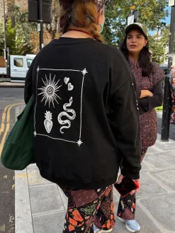 Zwart - Embroidered Sweatshirt*Never Fully Dressed Sale