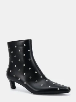 - Wide Fit Kiki Studded Low Heel Ankle Boots*Novo Clearance