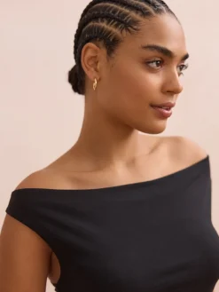 Zwart - Open hals vest*Next New