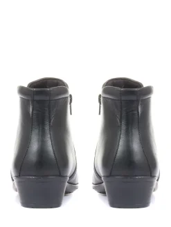 - enkellaarzen van leer met brede pasvorm voor dames*Pavers Outlet