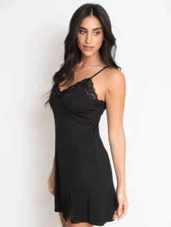 - - Sofa Loves Lace - Zachte jersey slipdress met split en verborgen ondersteuning*Pour Moi New