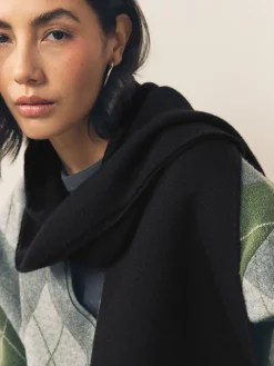 - Premium Made in Italy Midweight Scarf with Containing Wool*Next Online