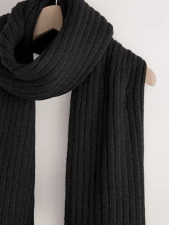 - Ribbed Knit Scarf*Next Online