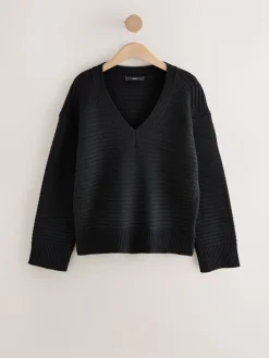 - Ribgebreide trui met V-hals*Next Best