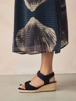 - Ronde Teen Elastische Riem Detail Sleehakken*Next Discount