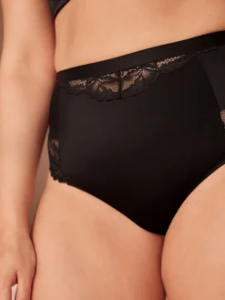 - Set van 4 vormgevende bikini's met kant op de rug en buikcorrigerend effect*Next Discount